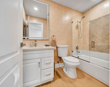 661 W Lemon Avenue - Photo Thumbnail 22