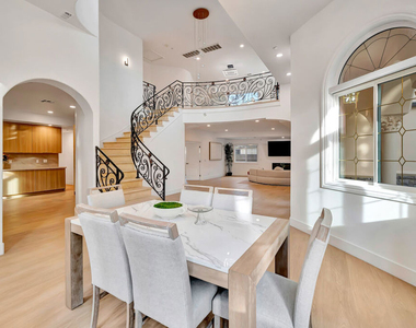661 W Lemon Avenue - Photo Thumbnail 12