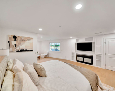 661 W Lemon Avenue - Photo Thumbnail 28