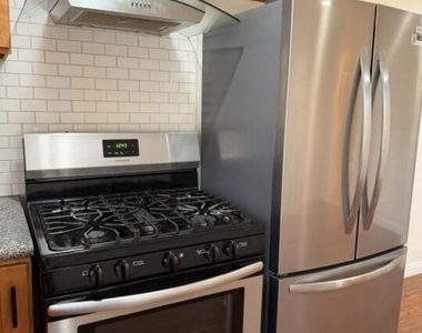 1314 Omelveny Avenue - Photo Thumbnail 5