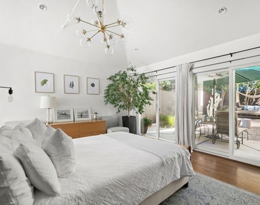 2430 30th Street - Photo Thumbnail 9