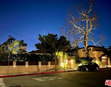 2430 30th Street - Photo Thumbnail 37