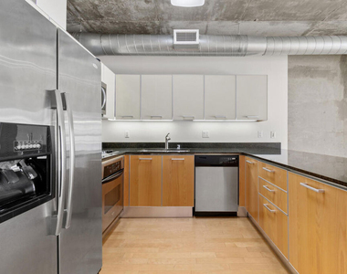 645 W 9th Street - Photo Thumbnail 8