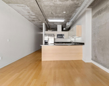 645 W 9th Street - Photo Thumbnail 5