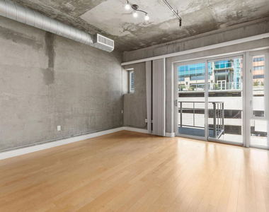 645 W 9th Street - Photo Thumbnail 2