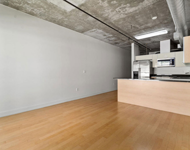 645 W 9th Street - Photo Thumbnail 4