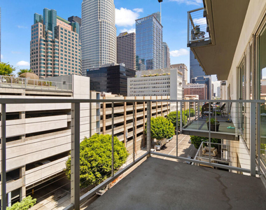 645 W 9th Street - Photo Thumbnail 17