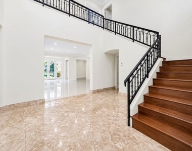 713 Foothill Road - Photo Thumbnail 2