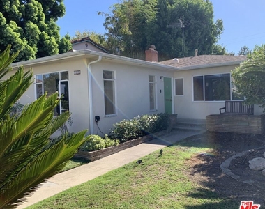 2271 Prosser Avenue - Photo Thumbnail 2