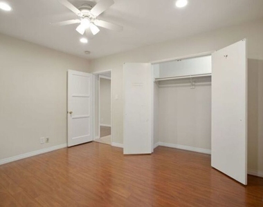 2604 S Garth Avenue - Photo Thumbnail 5