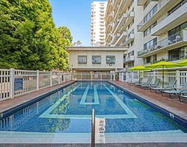 10535 Wilshire Boulevard - Photo Thumbnail 27