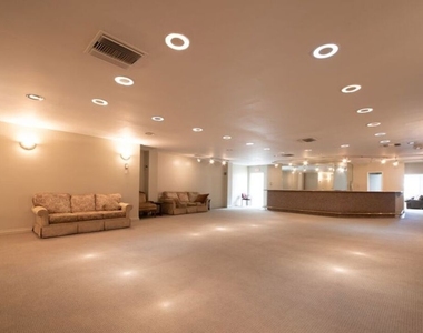 10535 Wilshire Boulevard - Photo Thumbnail 45