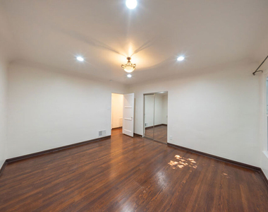 8232 Blackburn Avenue - Photo Thumbnail 9