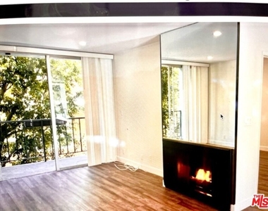1351 N Crescent Heights - Photo Thumbnail 6