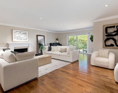 2302 Duxbury Circle - Photo Thumbnail 1