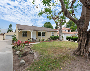 7746 Boeing Avenue - Photo Thumbnail 28
