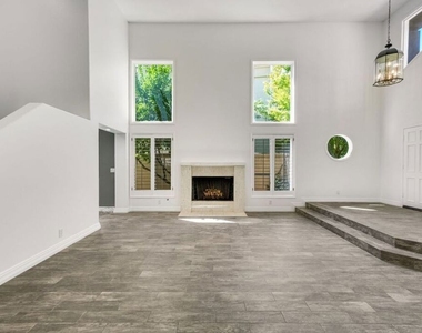 4342 Park Verdi - Photo Thumbnail 3