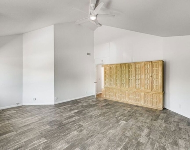 4342 Park Verdi - Photo Thumbnail 32
