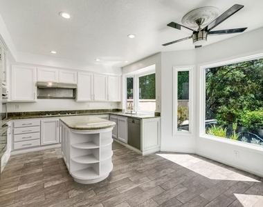 4342 Park Verdi - Photo Thumbnail 6