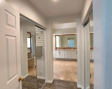 4342 Park Verdi - Photo Thumbnail 21
