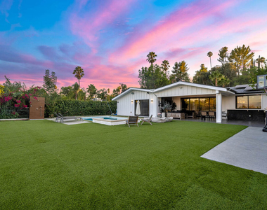 20461 Coulson Street - Photo Thumbnail 21