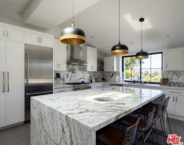 20461 Coulson Street - Photo Thumbnail 51