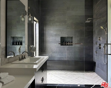 20461 Coulson Street - Photo Thumbnail 56