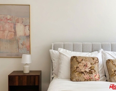 20461 Coulson Street - Photo Thumbnail 43