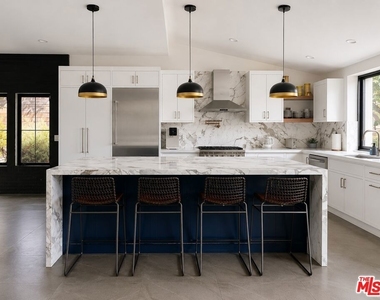 20461 Coulson Street - Photo Thumbnail 50