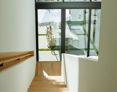 3404 Caroline Avenue - Photo Thumbnail 14