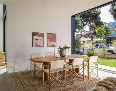3404 Caroline Avenue - Photo Thumbnail 6