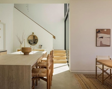 3404 Caroline Avenue - Photo Thumbnail 12