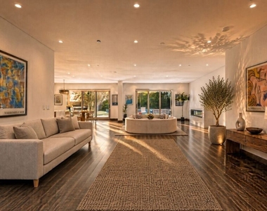 2408 Castle Heights Avenue - Photo Thumbnail 10