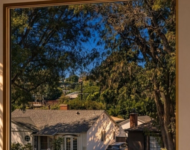 2408 Castle Heights Avenue - Photo Thumbnail 19