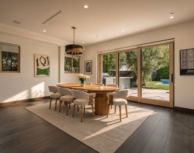 2408 Castle Heights Avenue - Photo Thumbnail 14