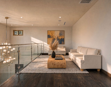 2408 Castle Heights Avenue - Photo Thumbnail 18
