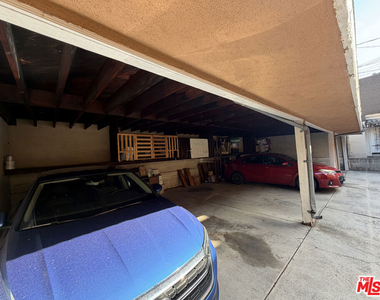 852 1/2 S Plymouth Boulevard - Photo Thumbnail 14