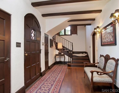 815 Alameda Boulevard - Photo Thumbnail 16