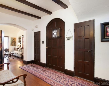 815 Alameda Boulevard - Photo Thumbnail 8
