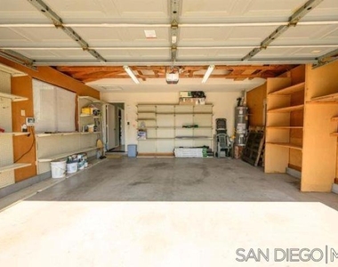1811 Lynx Glen - Photo Thumbnail 13