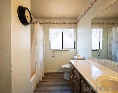 1811 Lynx Glen - Photo Thumbnail 10