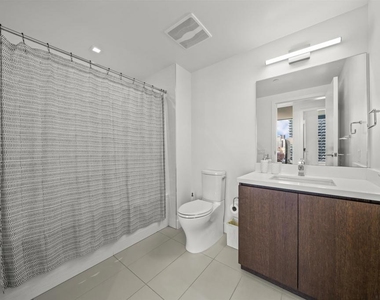 1388 Kettner - Photo Thumbnail 25