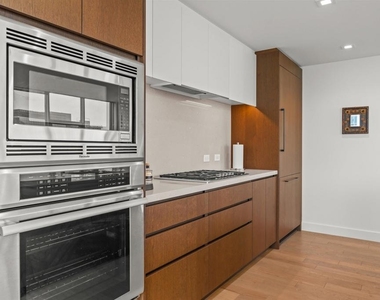 1388 Kettner - Photo Thumbnail 8