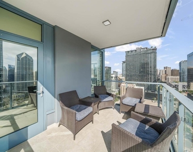 1388 Kettner - Photo Thumbnail 14