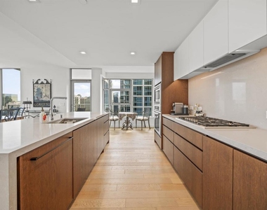 1388 Kettner - Photo Thumbnail 6