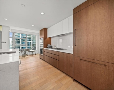 1388 Kettner - Photo Thumbnail 5