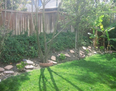11342 Village Ridge Rd - Photo Thumbnail 15
