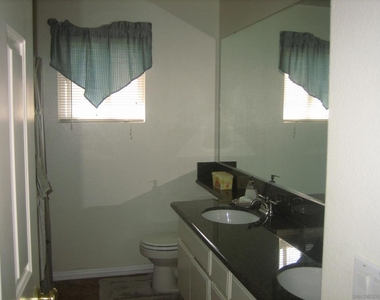 11342 Village Ridge Rd - Photo Thumbnail 8