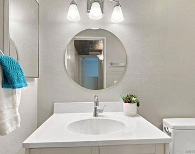 140 Walnut - Photo Thumbnail 19