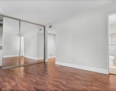 140 Walnut - Photo Thumbnail 8